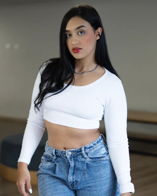Buzo Crop Top - Image 2